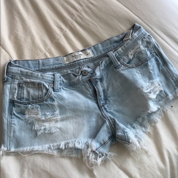 Abercrombie & Fitch Pants - Abercrombie Cutoffs
